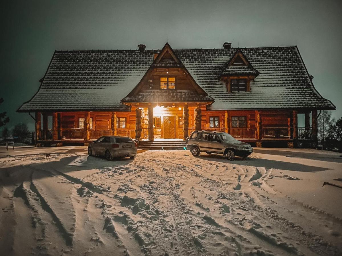 Chochlik Hotel Ustrzyki Dolne Exterior foto
